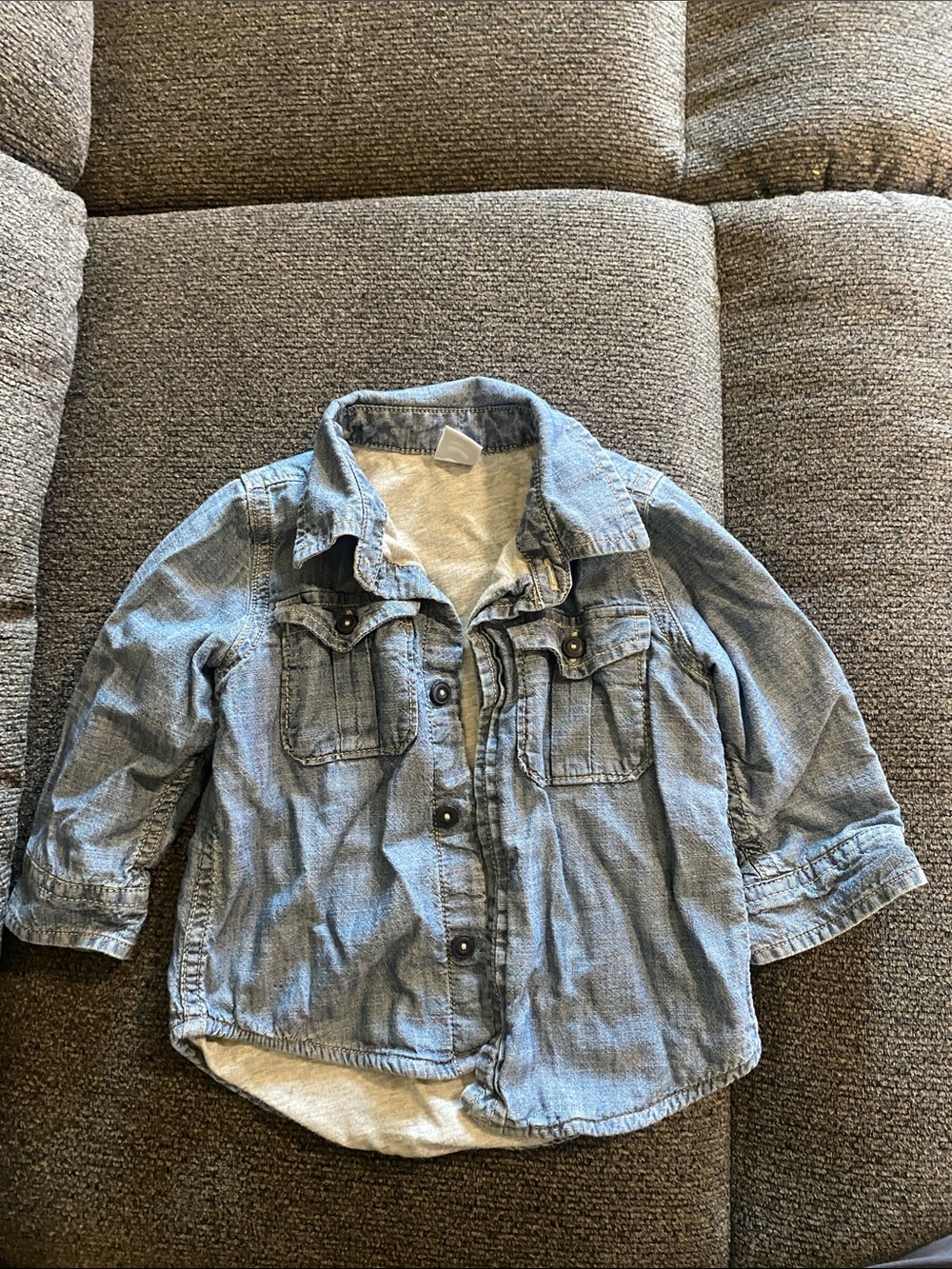 GAP Light Blue Denim Jacket with button Pockets12-18 months
